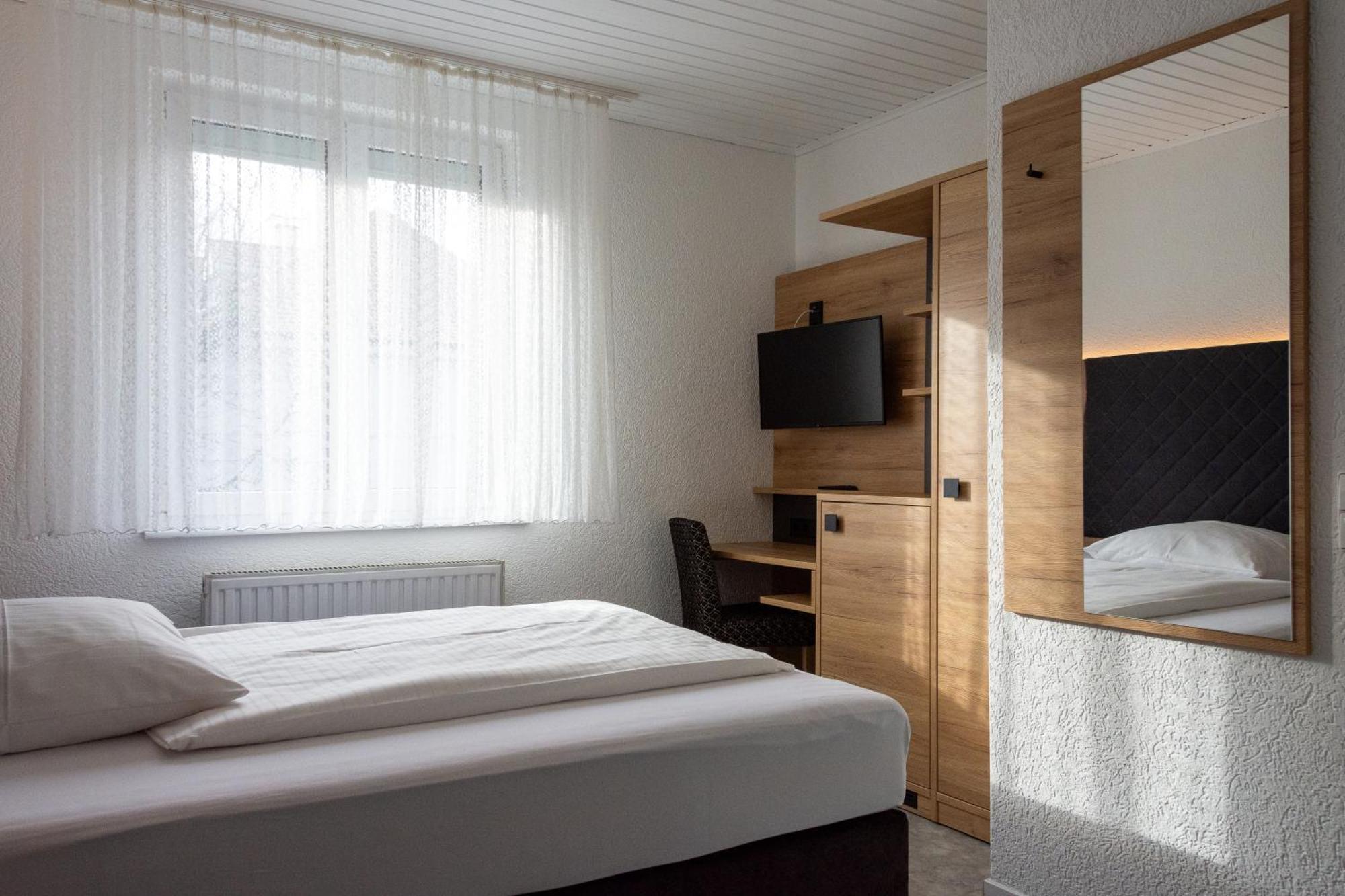 Hotel-Cocco-Bello in der Villa Foret Ludwigsburg Eksteriør billede