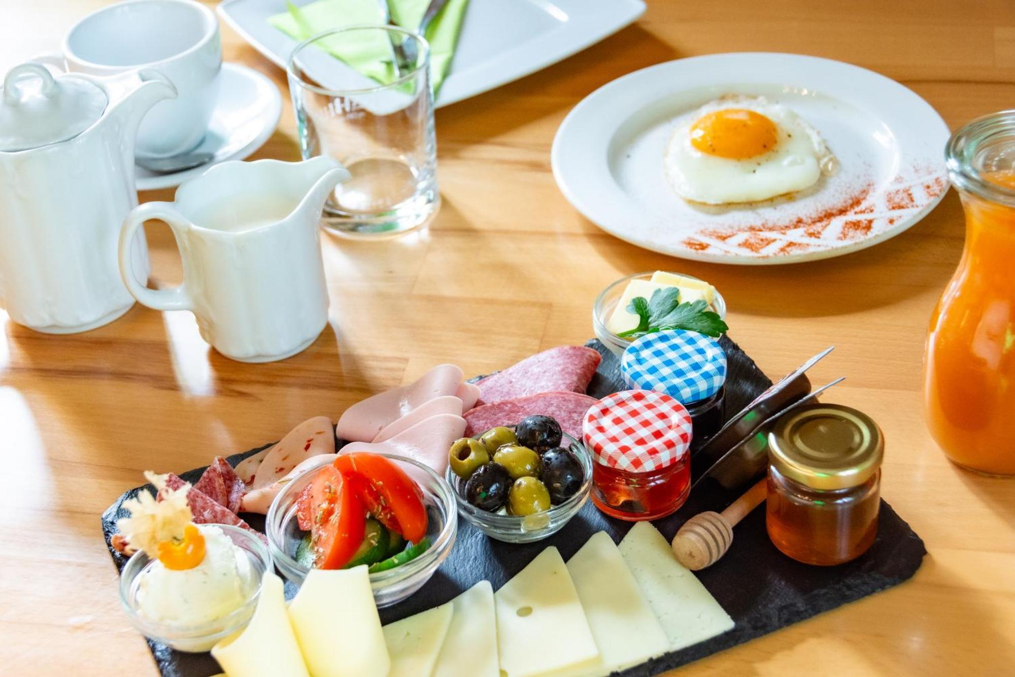Hotel-Cocco-Bello in der Villa Foret Ludwigsburg Eksteriør billede