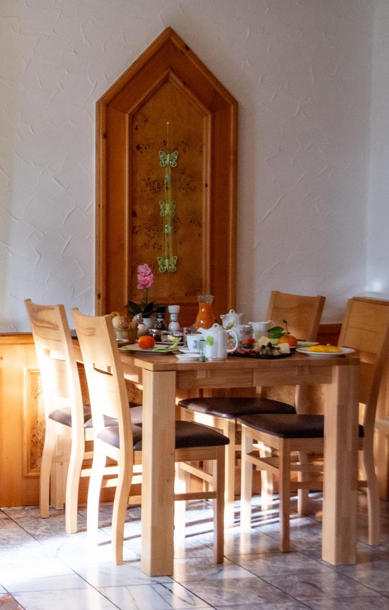 Hotel-Cocco-Bello in der Villa Foret Ludwigsburg Eksteriør billede